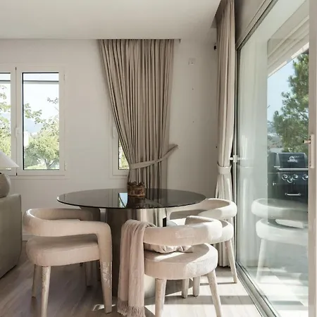 Monteros Retreat *